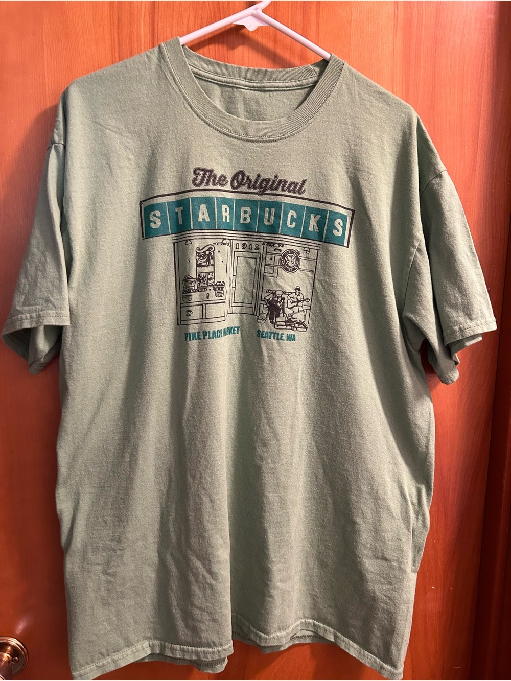 Starbucks Men's Olive Green Short Sleeve Graphic Tee